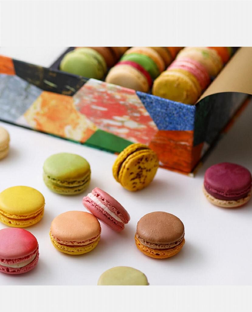 マカロン 25個詰合せ|ピエール・エルメ・パリ / PIERRE HERMÉ マカロン 25個詰合せ|ピエール・エルメ・パリ / PIERRE HERMÉ