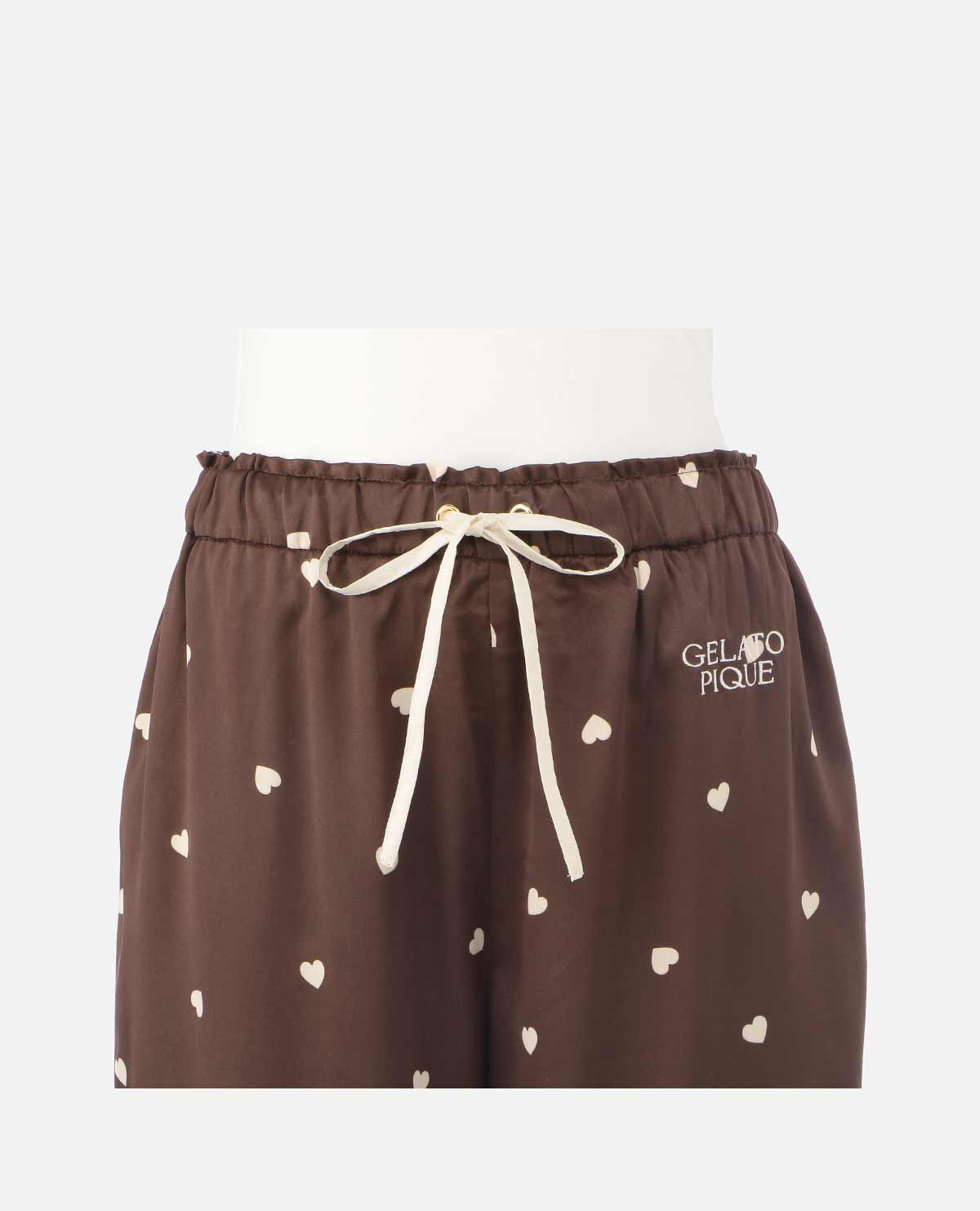 ハート 柄サテンセット(シャツ+ロングパンツ) ルームウェア ハート 柄サテンセット(シャツ+ロングパンツ) ルームウェア