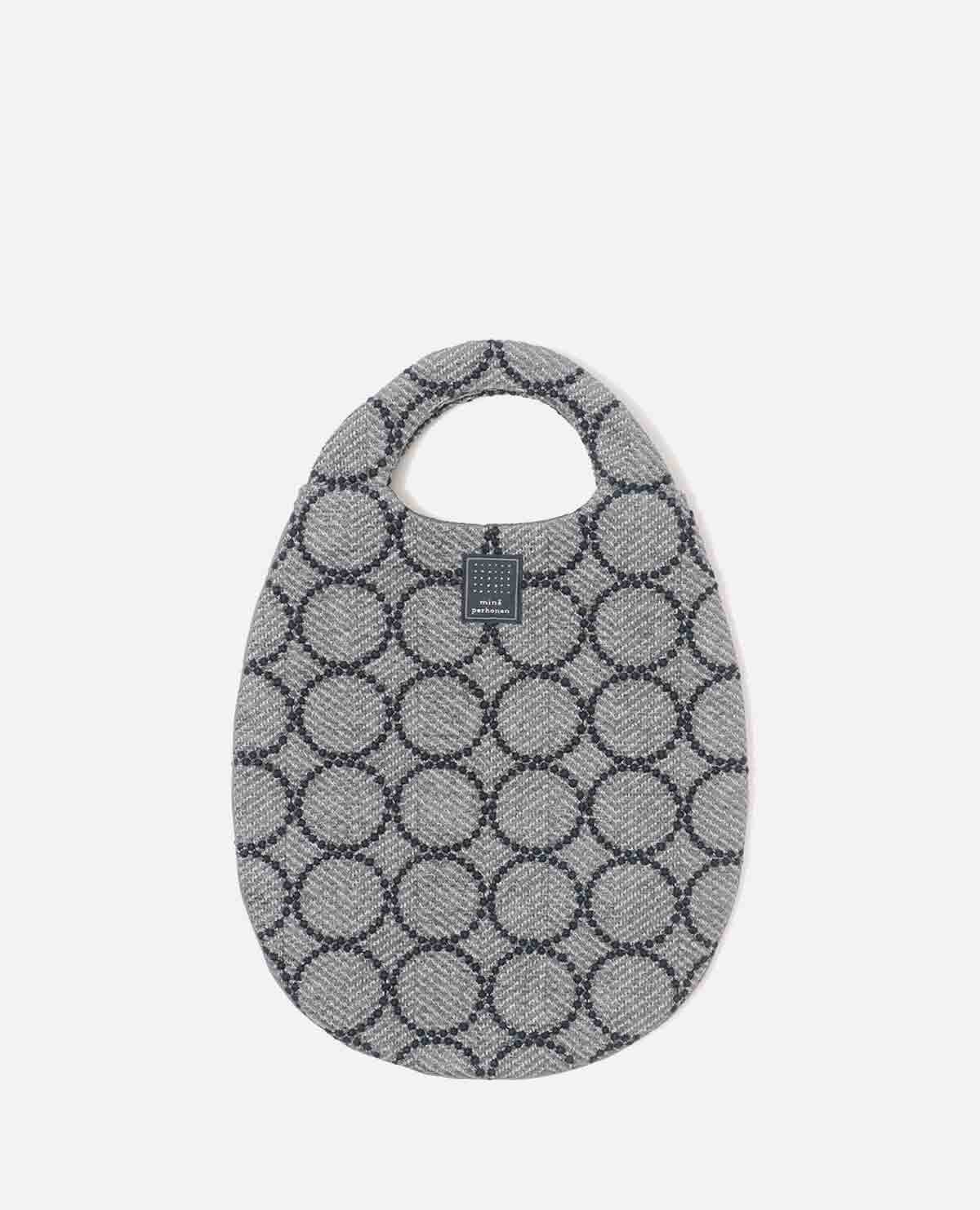 ミナペルホネン egg bag 流し込む ミナペルホネン egg bag 流し込む
