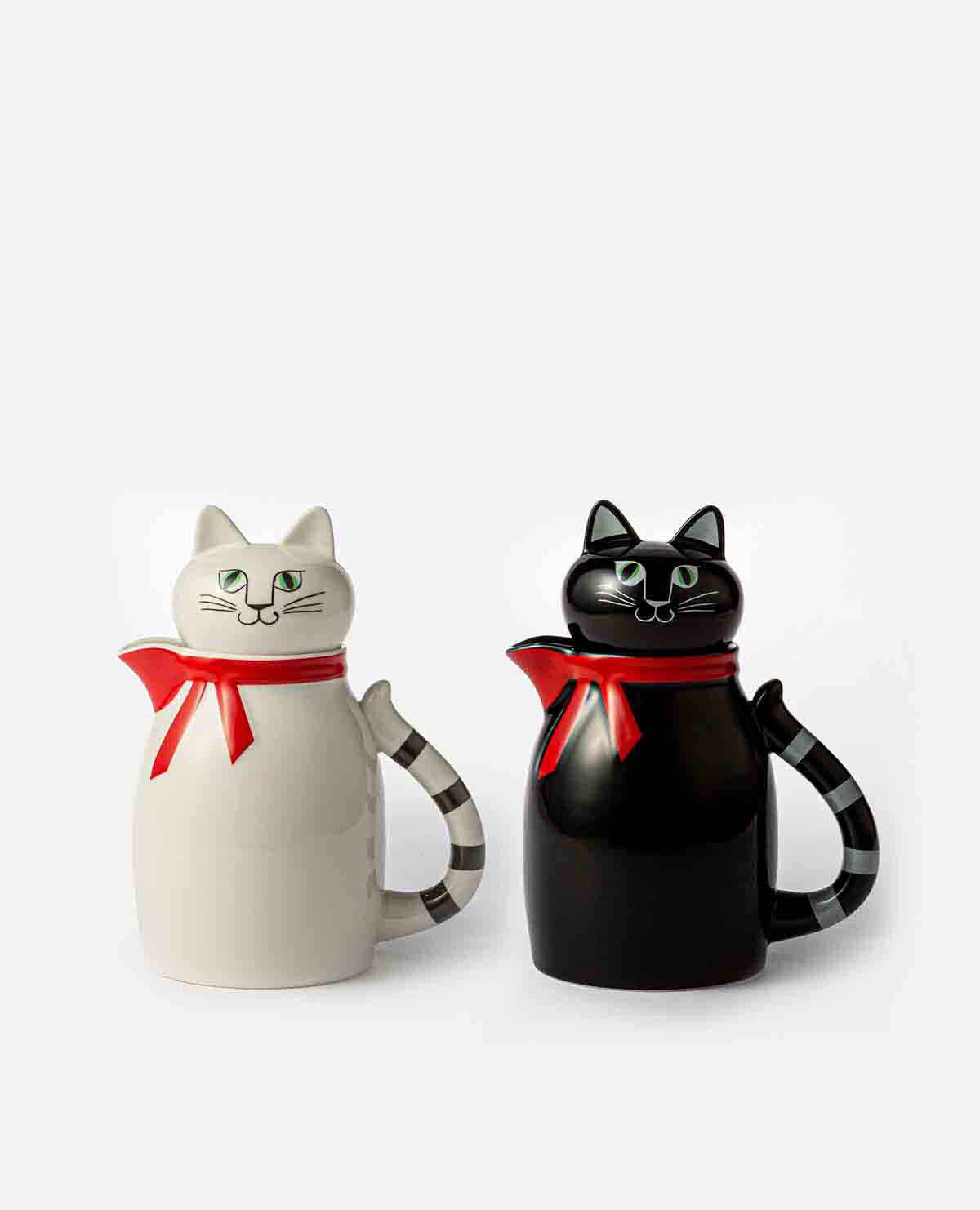 ねこのティーポット　ピア