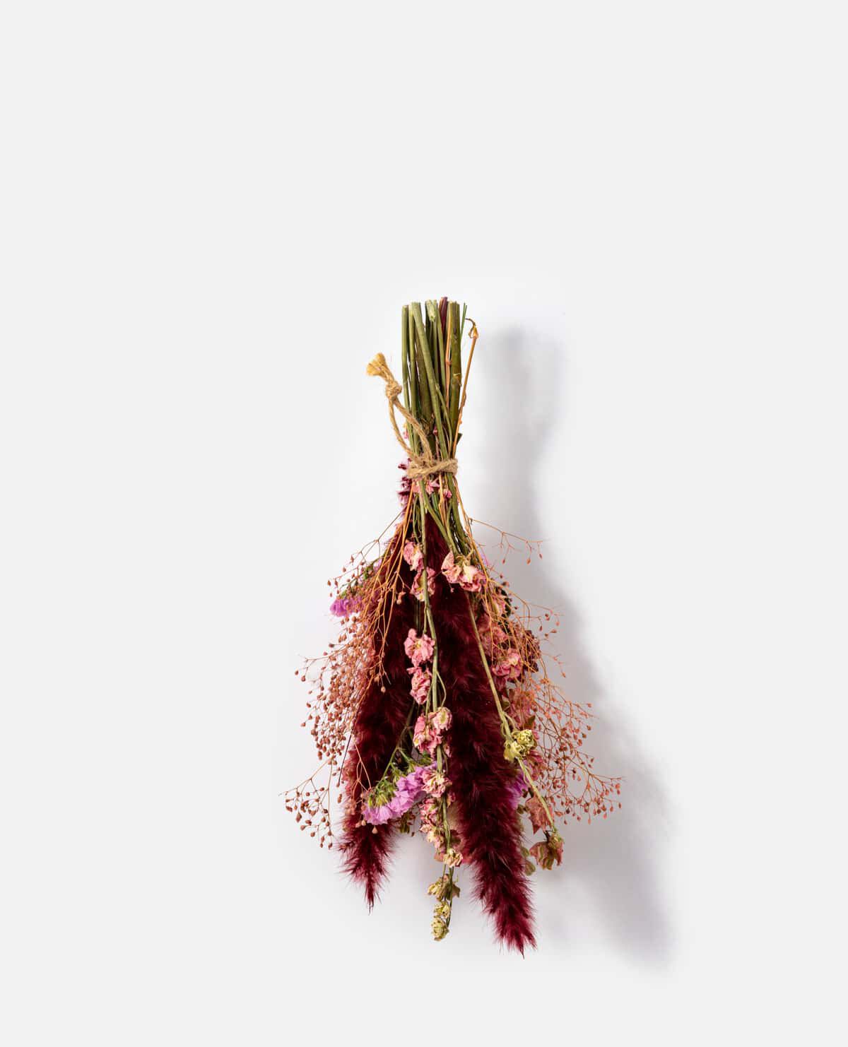濃いピンク系ミニスワッグ 紙袋(花材おまかせ)|ティダ 濃いピンク系ミニスワッグ 紙袋(花材おまかせ)|ティダ