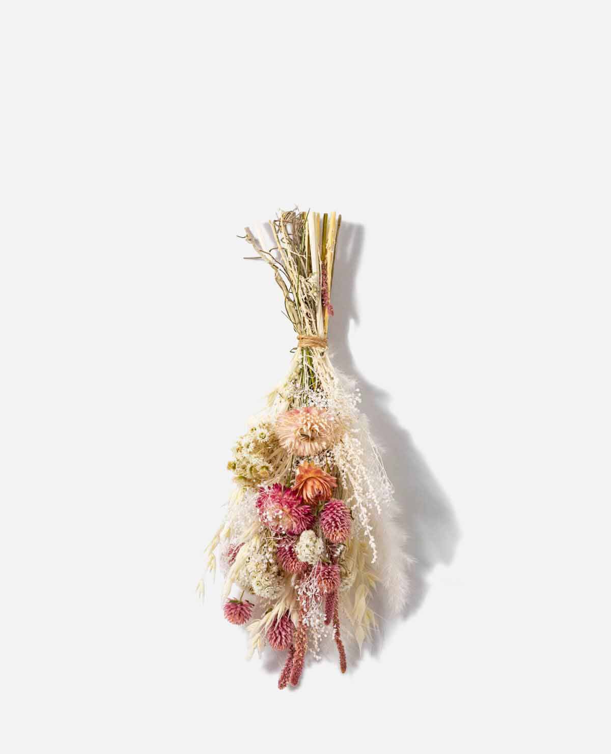 淡いピンク系ミニスワッグ 紙袋(花材おまかせ)|ティダ 淡いピンク系ミニスワッグ 紙袋(花材おまかせ)|ティダ