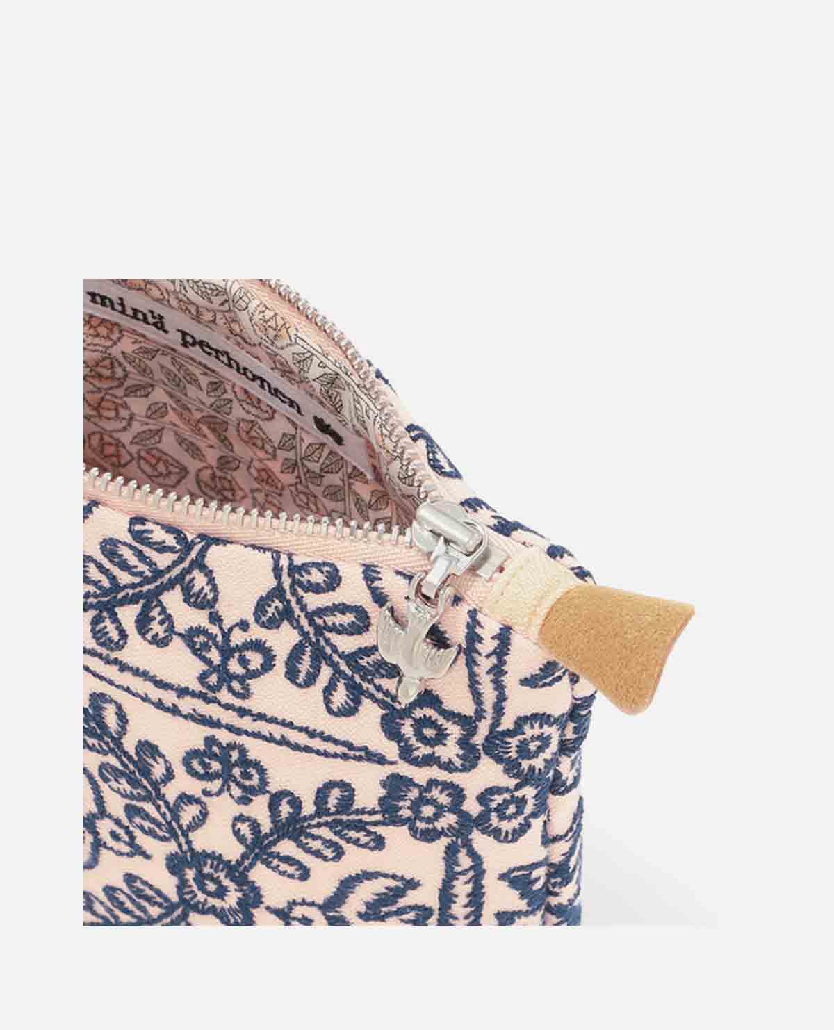 ミナ ポーチ felice Korva pouch|ミナ ミナ ポーチ felice Korva pouch|ミナ