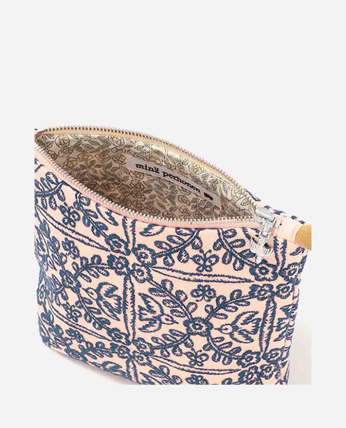 ミナ ポーチ felice Korva pouch|ミナ ミナ ポーチ felice Korva pouch|ミナ